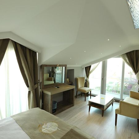 Unluselek Hotel Anamur Esterno foto