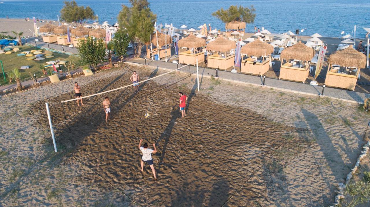Unluselek Hotel Anamur Esterno foto