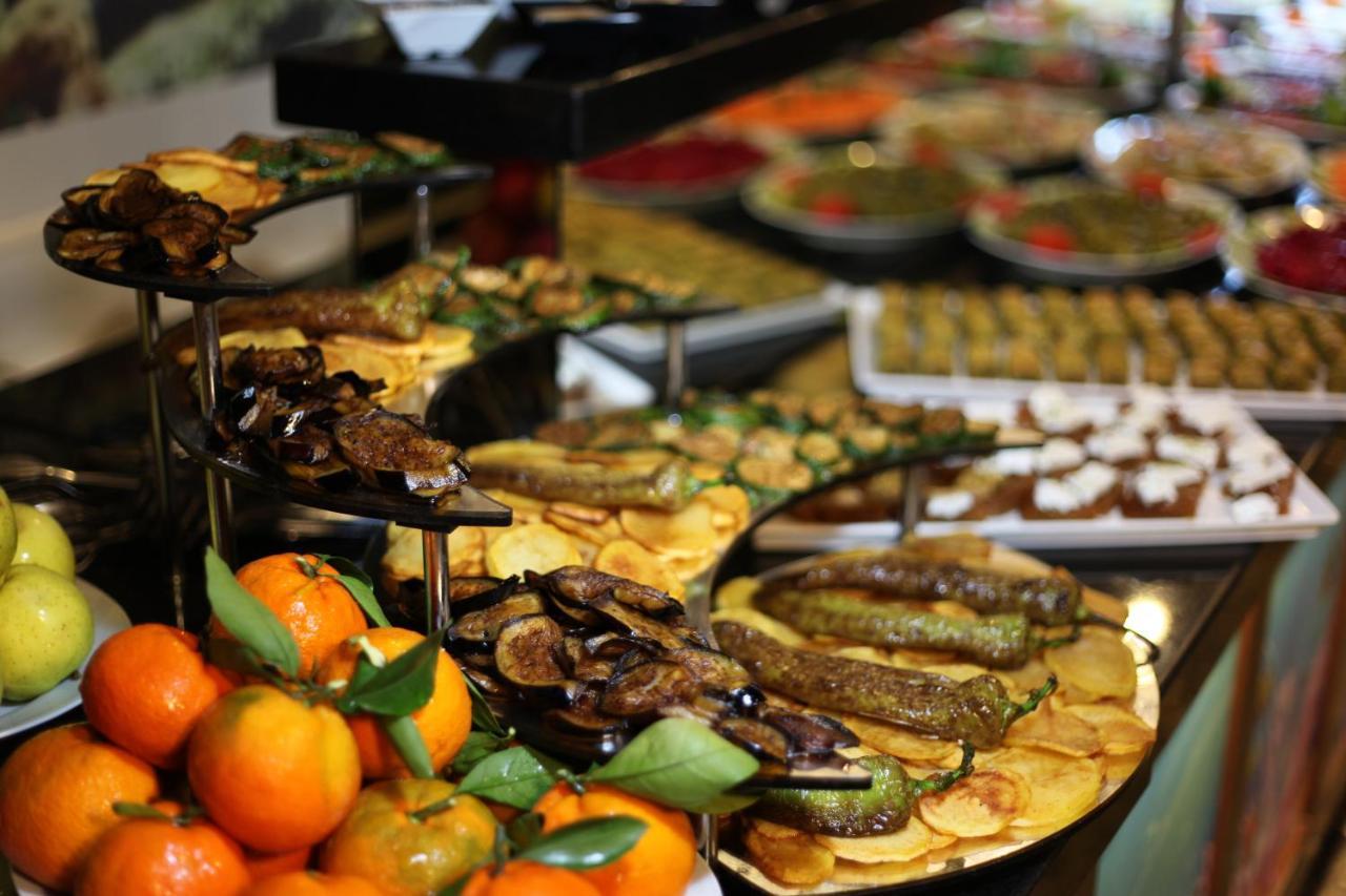 Unluselek Hotel Anamur Esterno foto