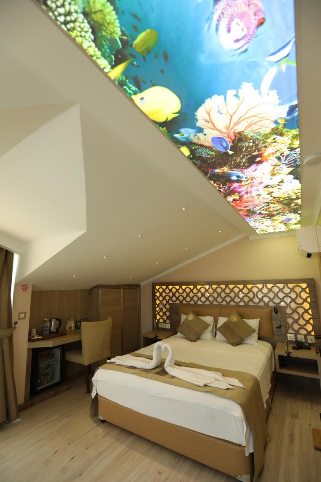 Unluselek Hotel Anamur Esterno foto