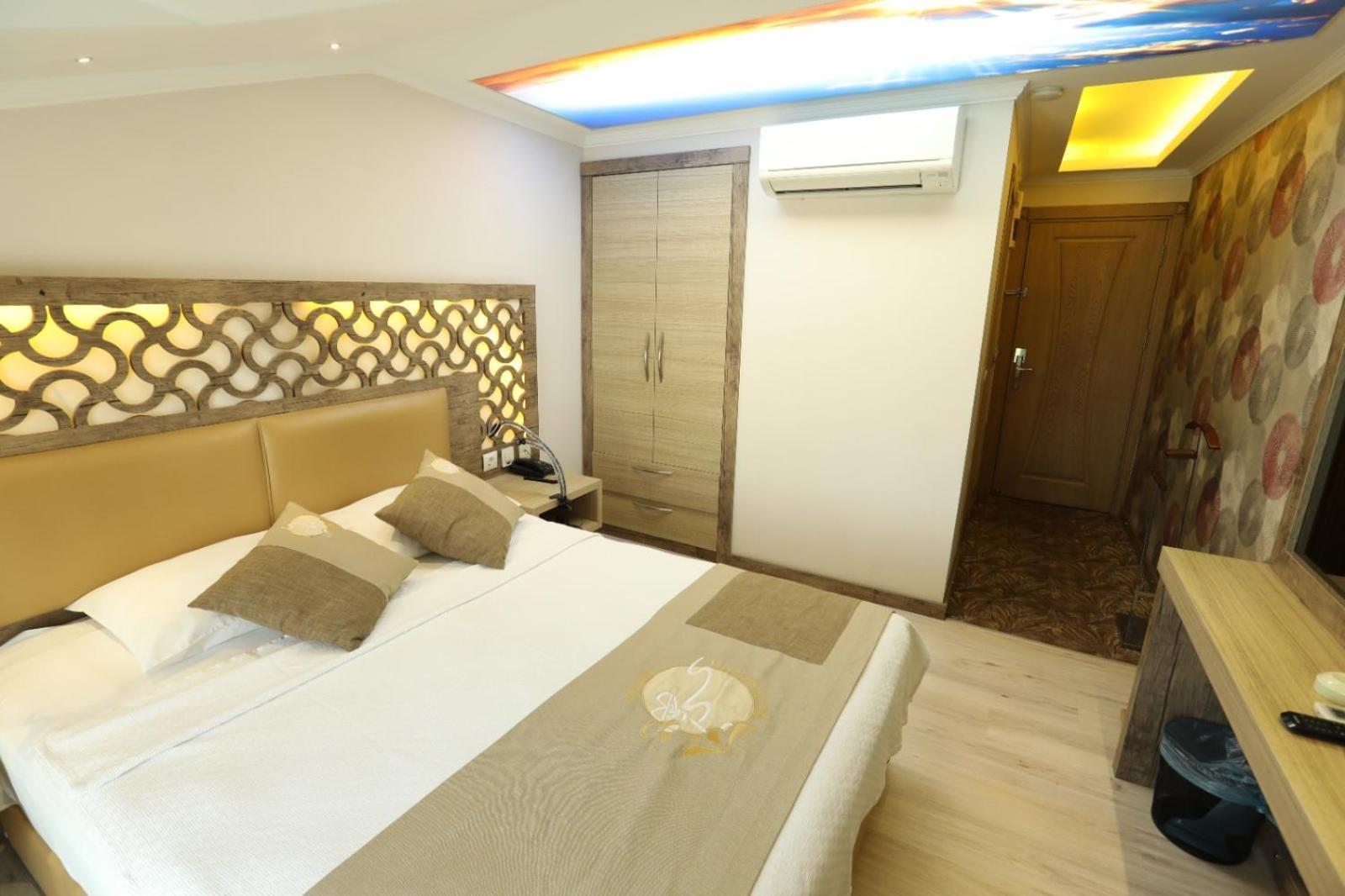 Unluselek Hotel Anamur Esterno foto