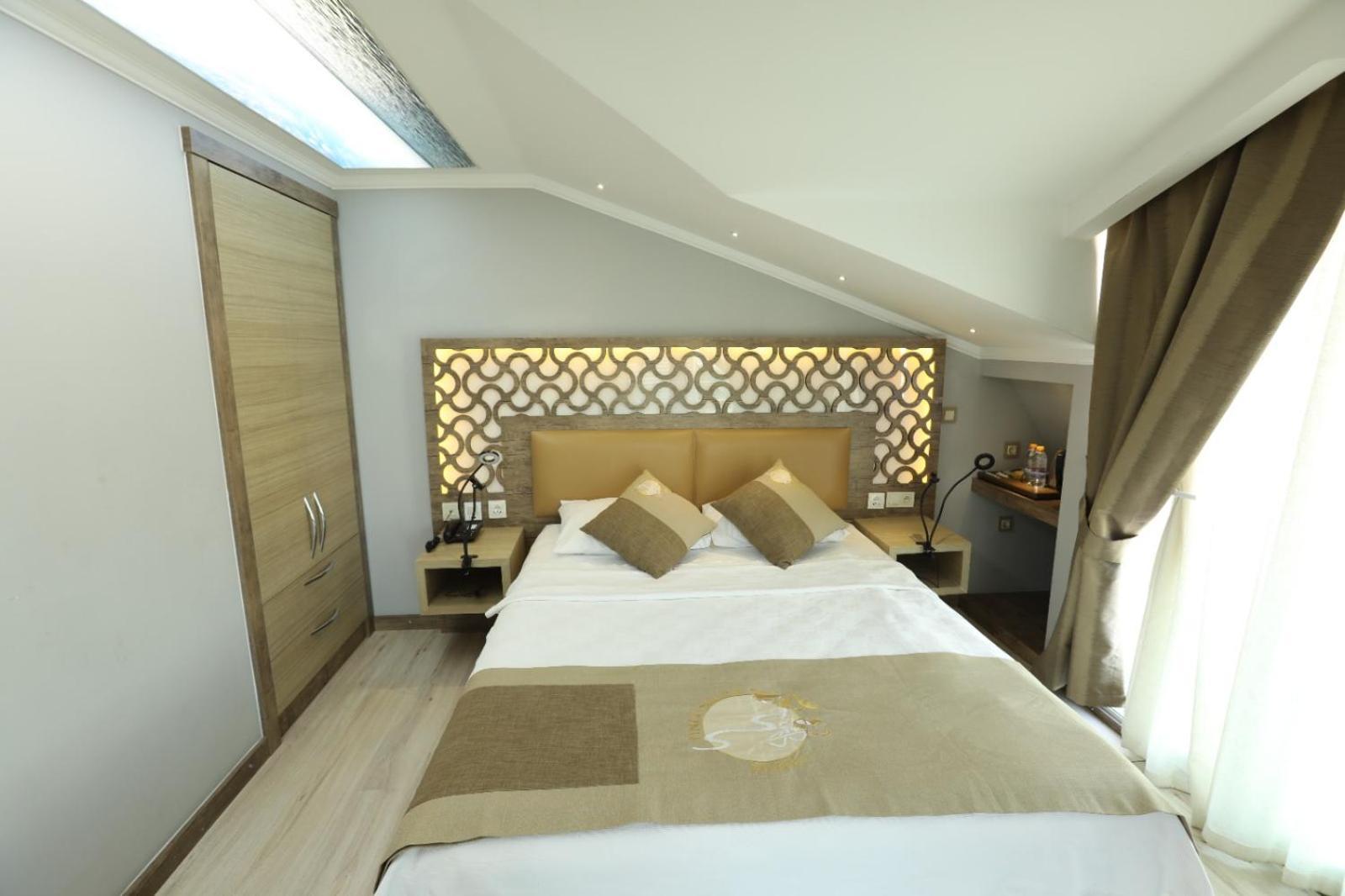 Unluselek Hotel Anamur Esterno foto