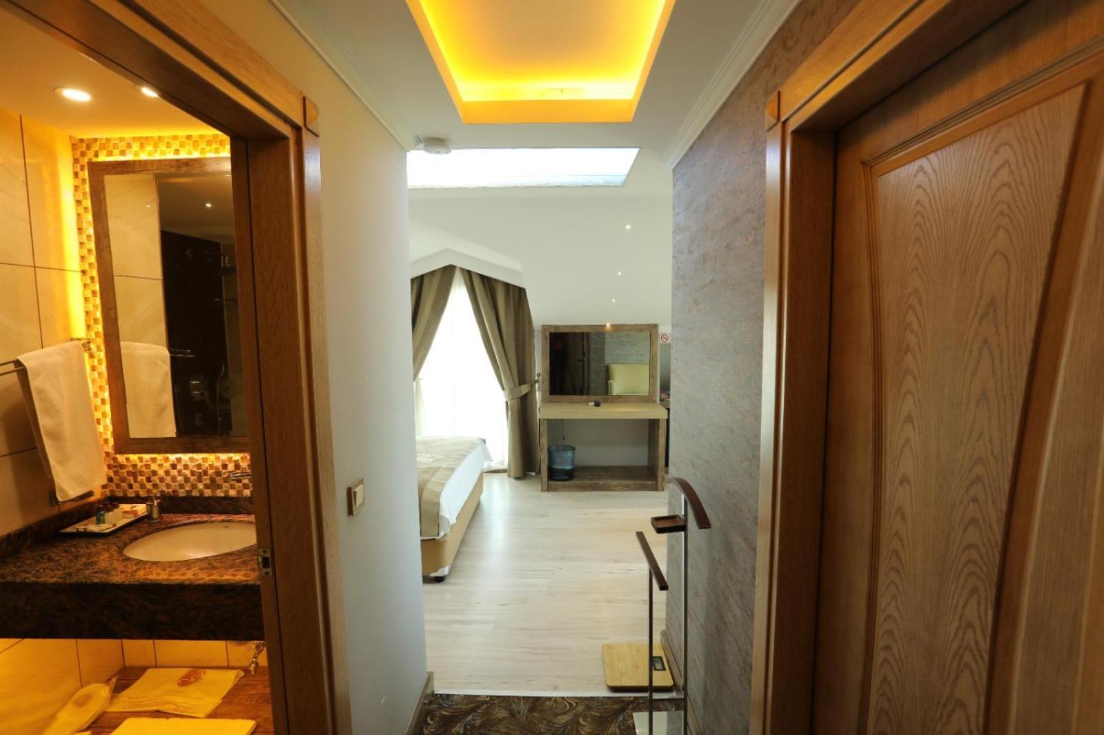 Unluselek Hotel Anamur Esterno foto