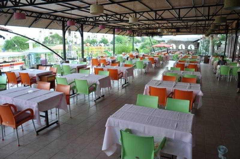 Unluselek Hotel Anamur Esterno foto