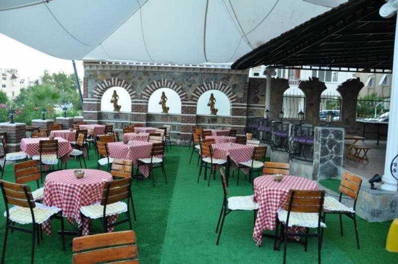 Unluselek Hotel Anamur Esterno foto