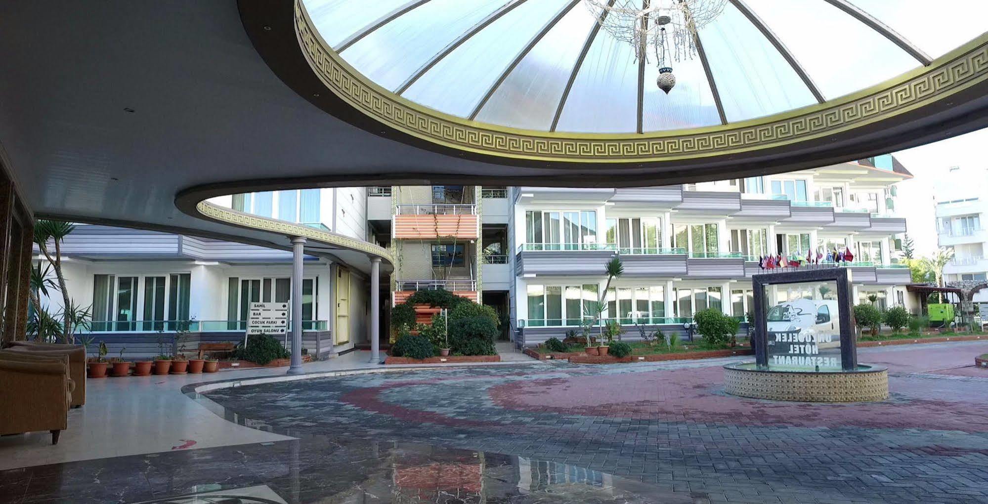 Unluselek Hotel Anamur Esterno foto